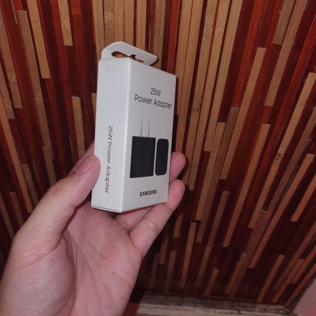 Samsung 25w super fast charger (Category: Cleaning Tools & Supplies) located in Manila. Submitted by mr.fast (Listing ID 1466334977, Image 2). Description: .