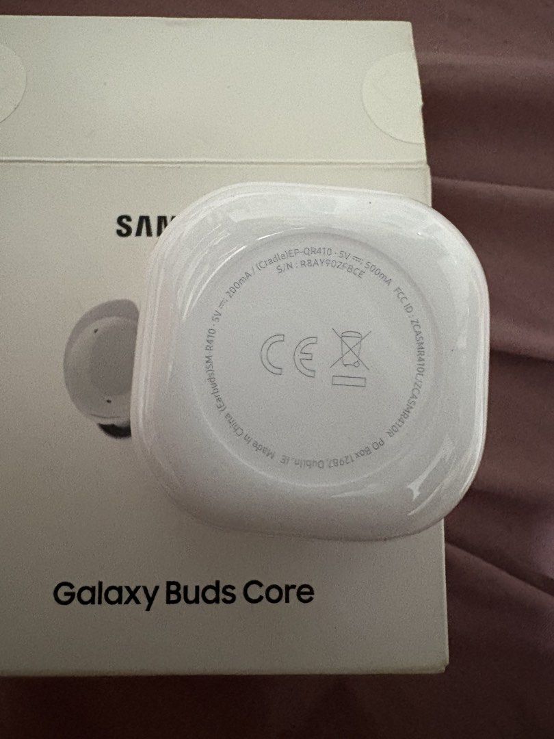 Samsung Galaxy Buds Core White Wireless Earbuds (Category: Earphones) located in Manila. Submitted by kristineloriellegh (Listing ID 1466283860, Image 2). Description: For Sale SAMSUNG GALAXY BUDS CORE White No issues With original box With original charging case Negotiable Sampaloc, Manila :).