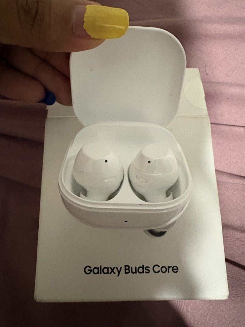 Samsung Galaxy Buds Core White Wireless Earbuds (Category: Earphones) located in Manila. Submitted by kristineloriellegh (Listing ID 1466283860, Image 1). Description: For Sale SAMSUNG GALAXY BUDS CORE White No issues With original box With original charging case Negotiable Sampaloc, Manila :).
