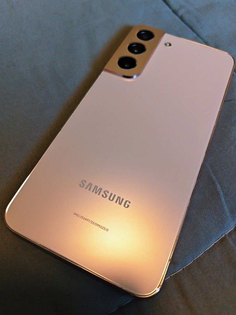 Samsung s22 5g (Category: Samsung) located in Manila. Submitted by allanabe (Listing ID 1466158511, Image 1). Description: 6390 Original samsung s22 5g 256gb rom 8gbram 6.1 dynamic amoled 2x display Snapdragon 8 Gen 1/exynos 2200 5g connection Super linaw cam Minor issue line as normal skit samsung All working or di nkakaafect s perf.