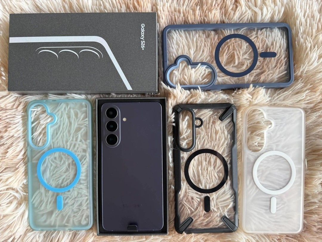 SAMSUNG S26 PLUS (Category: Samsung) located in Santa Rosa. Submitted by joyce1920 (Listing ID 1466297706, Image 1). Description: SAMSUNG S26 PLUS 256Gb 12Gb Smart & Tnt Locked Almost new No issues Complete package with cases 40,500 Selling 42,500 Swapping Santa Rosa Laguna📍.