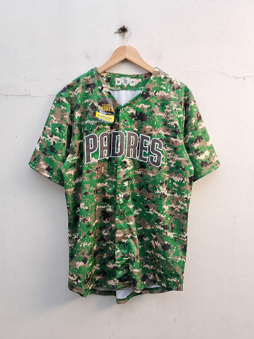 SD Padres Camou Jersey (Category: Tshirts & Polo Shirts ) located in Subic. Submitted by stealo (Listing ID 1466158623, Image 1). Description: SD Padres Camou Jersey Medium (23/30.5-32.5) Excellent 450 J&T Gcash Olongapo City.
