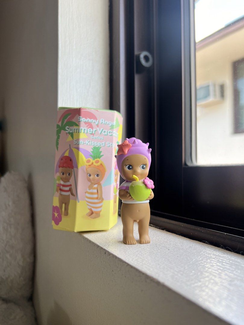 Seashell Summer Vacation Series Sonny Angel (Category: Designer & Blind Box Toys) located in Taguig. Submitted by goodfunph (Listing ID 1466190661, Image 1). Description: RFS: duplicate! - willing to trade for the unicorn/secret - sold out everywhere, comes with the box and wrapper .