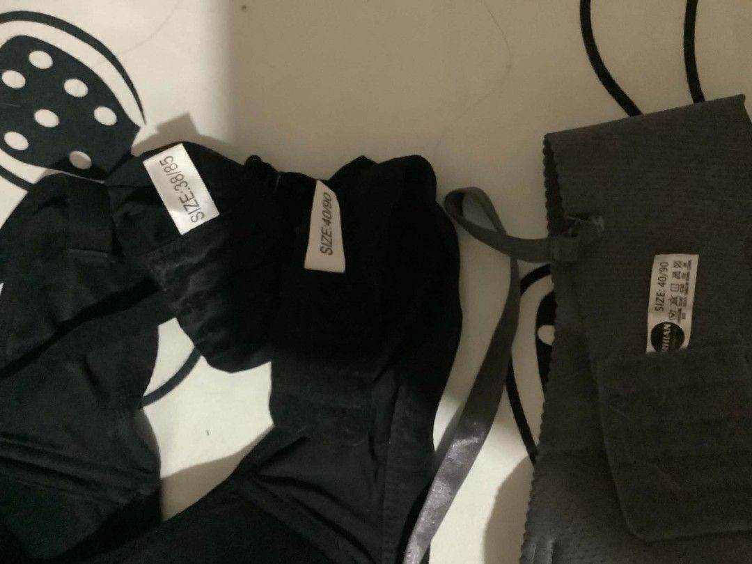 SET Assorted Women Bras (38/85-40/90) (Category: Undergarments & Loungewear) located in Caloocan City. Submitted by pibibizprelovedz (Listing ID 1466285089, Image 2). Description: GET ALL FOR 300 I've only tried it once to check if it fits! It does! but its not flattering on me + I'm not use to the thick material (I'm pawisin) RFS: decluttering - Pink and Black w/ grey have no foam whike the other 3 have built in foam - Grey one at the bottom is 