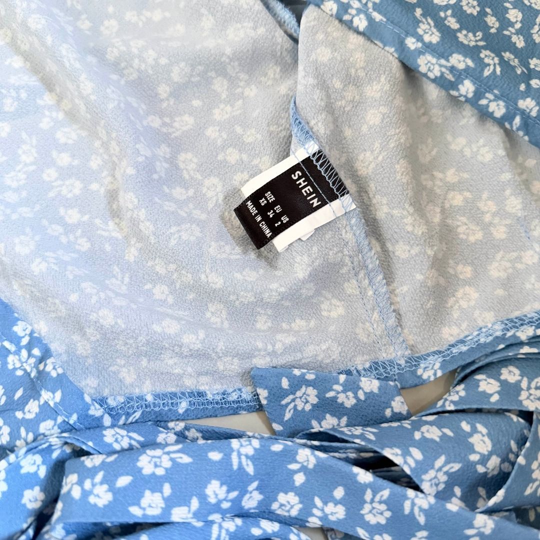 SHEIN Blue Floral Coordinates (Category: Sleeveless) located in Baliuag. Submitted by dubu.preloved (Listing ID 1466287422, Image 2). Description: SHEIN Blue Floral Coordinates - Perfect for Beaches! - Used Twice Only ✨ Condition: 8/10 📏 Size: XS-S 🚚 Shipping available via JNT/Flash 📍 Meet-up: Baliuag, Bulacan.