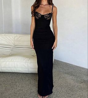 (Category: ) located in . Submitted by kc.offmycloset (Listing ID 1466332373, Image 1). Description: .