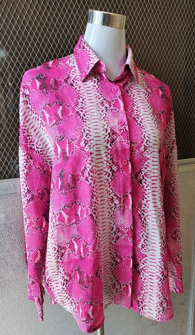 SHEIN Pink Snake Print Button Up Blouse Size XS (Category: Blouses) located in Cebu City. Submitted by violacloset (Listing ID 1466224892, Image 2). Description: Measurements: length: 26 width: 23 1/2.