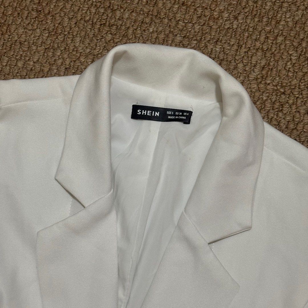 SHEIN White Lapel Vest Top (Category: Sleeveless) located in Marikina City. Submitted by __iluvjk (Listing ID 1466299262, Image 2). Description: RFS: Decluttering SF c/o buyer .