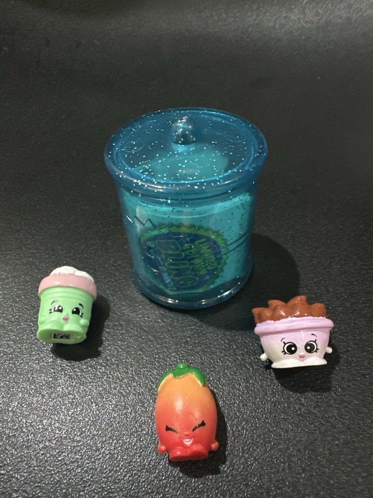 Shopkins (as pack ONLY) take all (Category: Kids Toys) located in Manila. Submitted by krystalchewey_ (Listing ID 1466226726, Image 1). Description: Used Actual Photo Posted 199php Shopkins Collectible As pack ONLY .