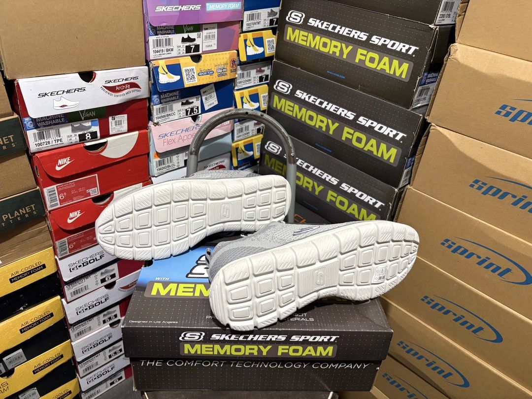 SKECHERS SHOE FOR MEN (Category: Sneakers) located in Manila. Submitted by renalyn1994 (Listing ID 1466297424, Image 3). Description: 100% BRANDNEW 100% ORIGINAL SIZE: 9 / 10 / 11 US MENS .