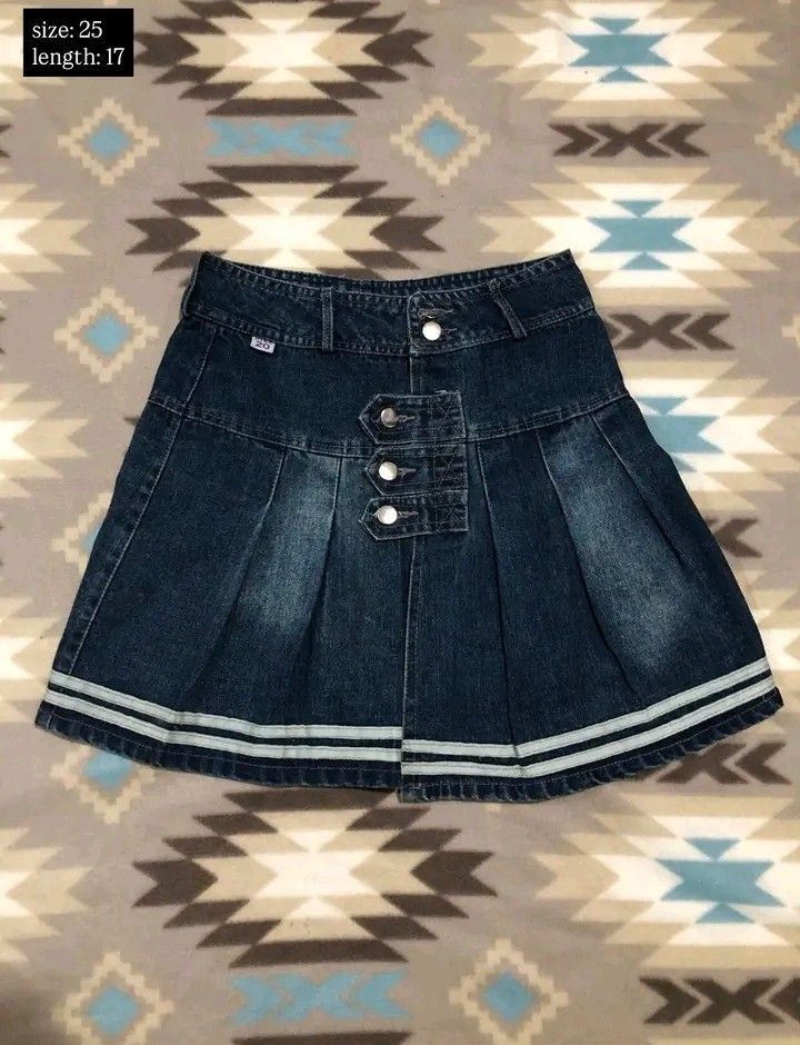 Skirts 90 each (Category: Skirts) located in Tanauan. Submitted by estelle.noir (Listing ID 1466310374, Image 1). Description: .