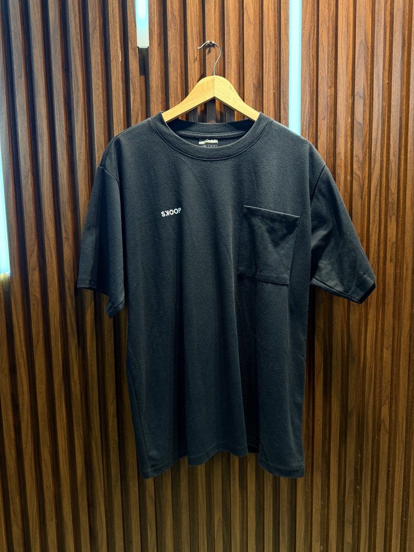 Skoop Ryuu Shirt Onyx (Medium) (Category: Tshirts & Polo Shirts ) located in San Pedro. Submitted by iamharoldguerrero (Listing ID 1466173976, Image 1). Description: SKOOP Ryuu Shirt Onyx (Medium) Price: ₱300 only! Details: - Original & Preloved - Used but not abused - Condition: 9/10 (sign of usage) - Dimensions: H; 30, W; 20 (inches) - Size on Tag: Medium fits Large to XL (Loose Fit) - 1,800 brandnew srp Location: San Pedro, Laguna - Free Deliv