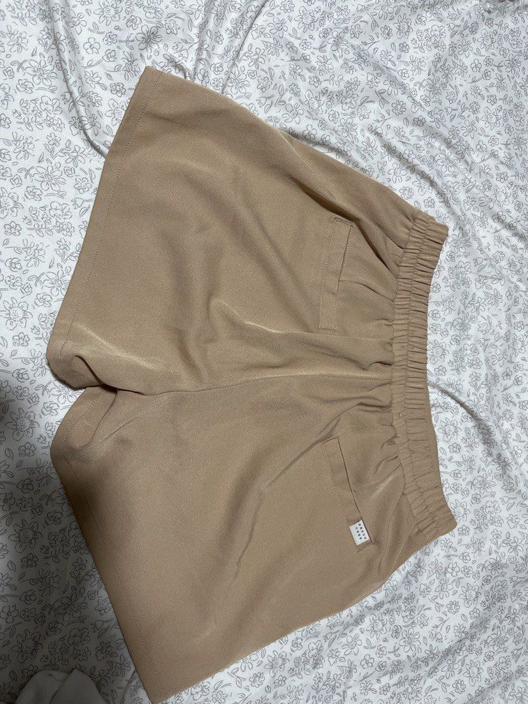 Skort (Category: Shorts) located in Manila. Submitted by backroombargains (Listing ID 1466257026, Image 2). Description: Soft texture, rarely worn..