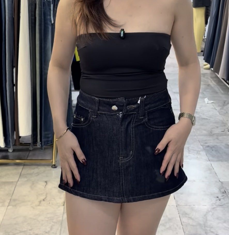 Skorts Denim bangkok Maygan (Category: Other Bottoms) located in Cavite. Submitted by cardibabe (Listing ID 1466296835, Image 2). Description: ✨ BKK Find Alert! ✨ Letting go of this super pretty denim skort from my recent Bangkok pasabuy! 🇹🇭💖 Perfect for that effortless, expensive look. Brand new with tags! • Item: Denim Skort • Size: Large (Best fits Waist 30) • Condition: Brand New with Tag (MAYGAN) • ✨ What you see is what you get! ✨ DM for