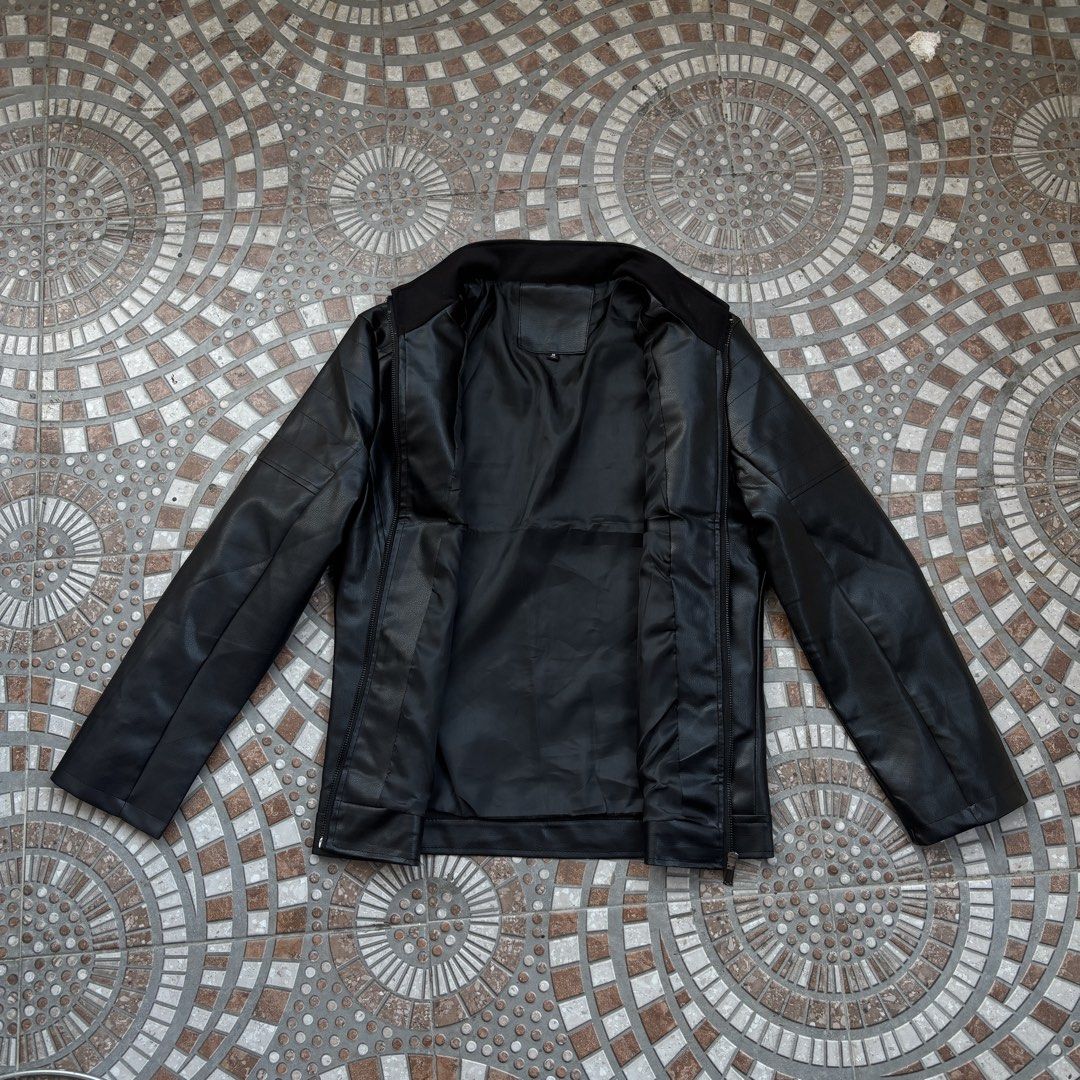 Slick Archive Jacket (Category: Coats, Jackets and Outerwear) located in Tarlac. Submitted by mattyhealy (Listing ID 1466335087, Image 3). Description: dm for more details!.
