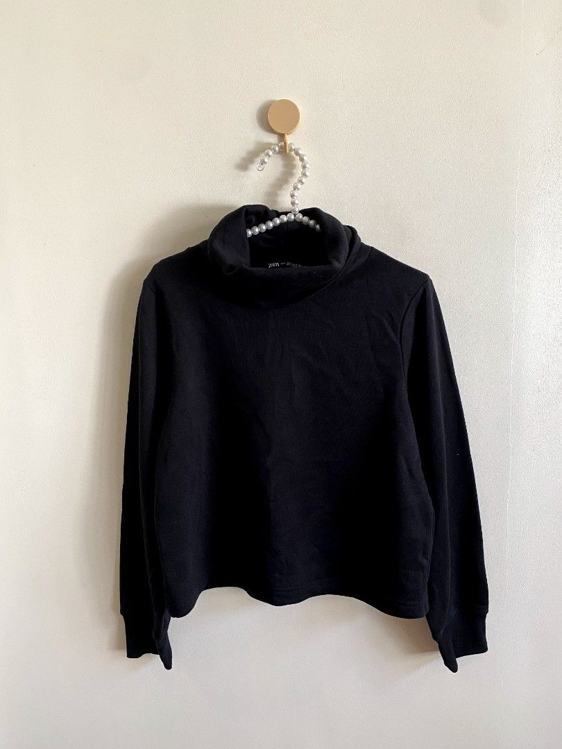 Small - Zara Interlock High Neck Shirt (Category: Others Tops) located in Castillejos. Submitted by lalainecloset22 (Listing ID 1466180867, Image 3). Description: - Brand: Zara - Style: Interlock High Neck Shirt / Long Sleeve - Color: Black - Size: Small (S) - Condition: Excellent (Layered condition 4) - Perfect for daily casual wear, layering, or travel.
