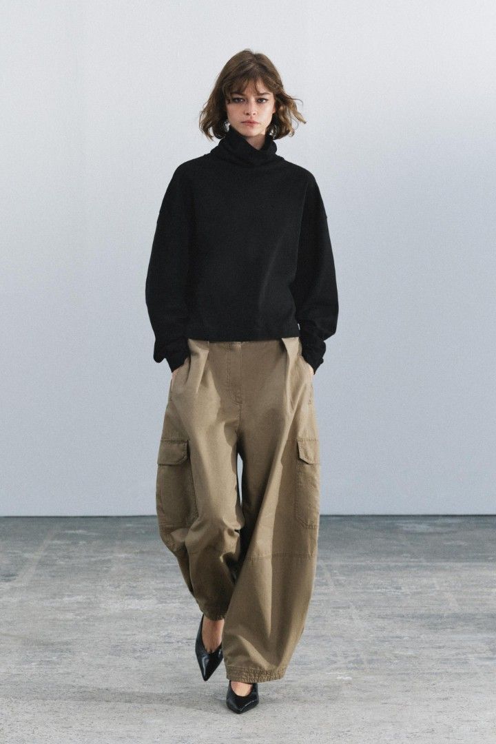 Small - Zara Interlock High Neck Shirt (Category: Others Tops) located in Castillejos. Submitted by lalainecloset22 (Listing ID 1466180867, Image 1). Description: - Brand: Zara - Style: Interlock High Neck Shirt / Long Sleeve - Color: Black - Size: Small (S) - Condition: Excellent (Layered condition 4) - Perfect for daily casual wear, layering, or travel.