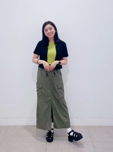Small GU Workwear Fitted Skirt (Category: Skirts) located in Castillejos. Submitted by lalainecloset22 (Listing ID 1466176531, Image 2). Description: - Brand/Model: GU Workwear Fitted Skirt - Size: S - Color: Army Green - Design: Utility cargo style with functional side pockets and comfortable elastic drawstring waist - Condition: Excellent, pre-loved fashion piece.