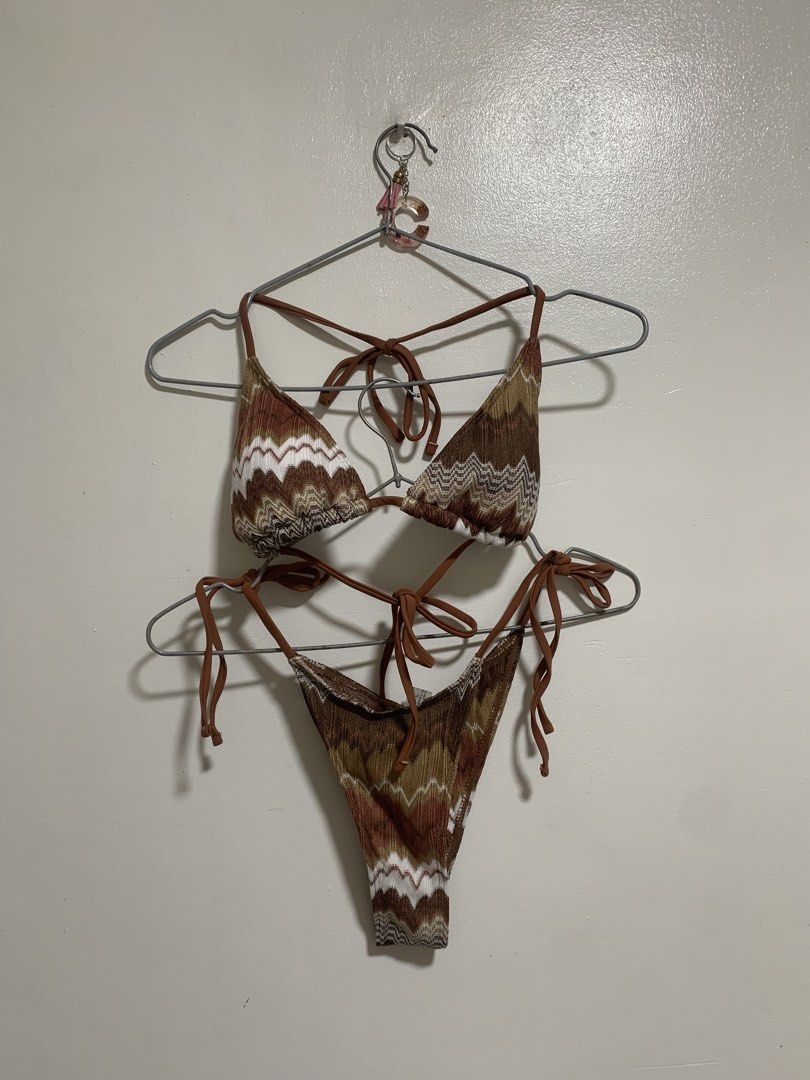 small two piece bikini (Category: Bikinis & Swimsuits) located in Manila. Submitted by nikwieue (Listing ID 1466180135, Image 1). Description: small bikini good for beach gala like boracay and siargao.
