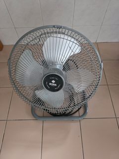 (Category: ) located in . Submitted by gertwo (Listing ID 1466248665, Image 1). Description: .