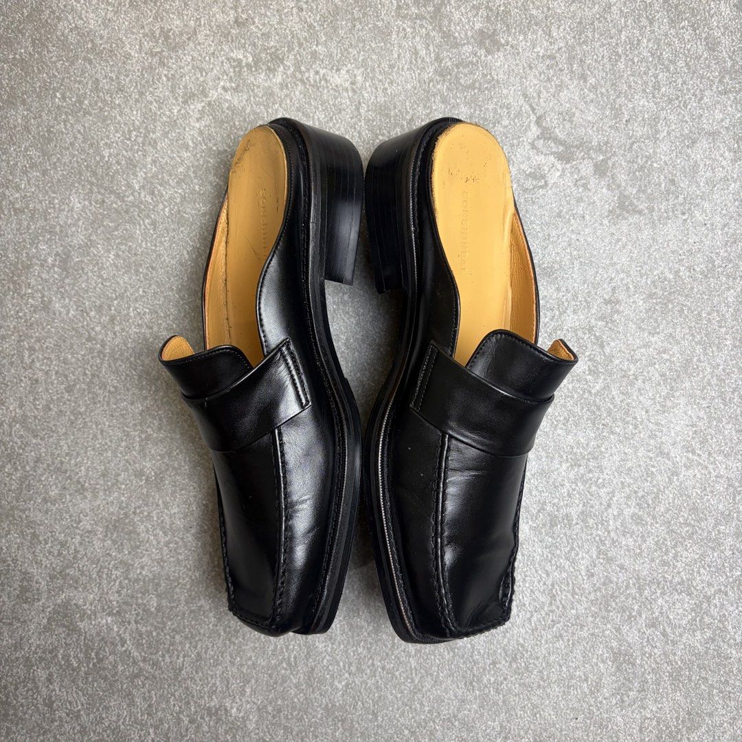 Sonshinbal (Category: Casual Shoes) located in Cagayan de Oro. Submitted by taramattsa45690 (Listing ID 1466157781, Image 3). Description: - High-quality and durable material - Stylish design suitable for everyday use - 100% authentic and well-maintained - Ready for fast nationwide shipping.