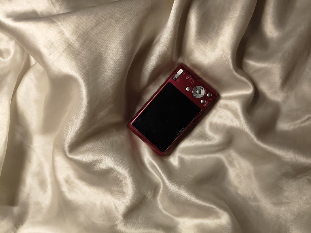 Sony Cyber-shot Pink Digital Camera Full Bundle (Category: Cameras) located in Cebu City. Submitted by suga.rcam (Listing ID 1466173799, Image 2). Description: - Model: Sony Cyber-shot DSC W610 - Color: Stylish Pink 🩷 - Resolution: 14.1 Megapixels for clear, crisp photos - Stabilization: SteadyShot image stabilization to prevent blur - Design: Ultra-compact pocket size with retractable zoom lens - Features: Top-mounted power and shutter buttons,