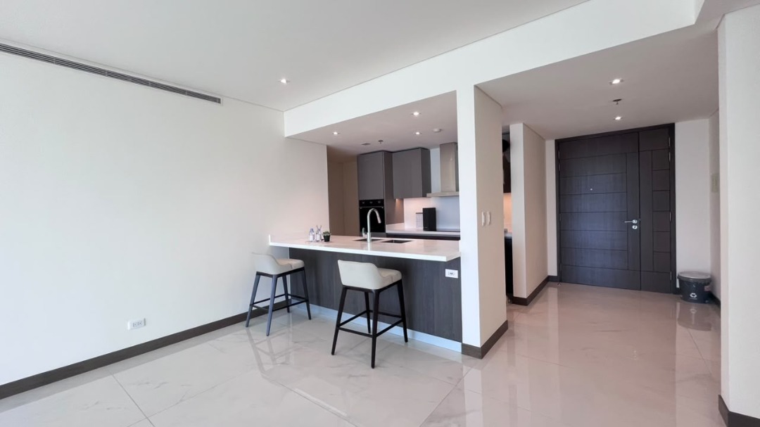 (Category: ) located in . Submitted by toprealty_dreal (Listing ID 1466228425, Image 1). Description: .