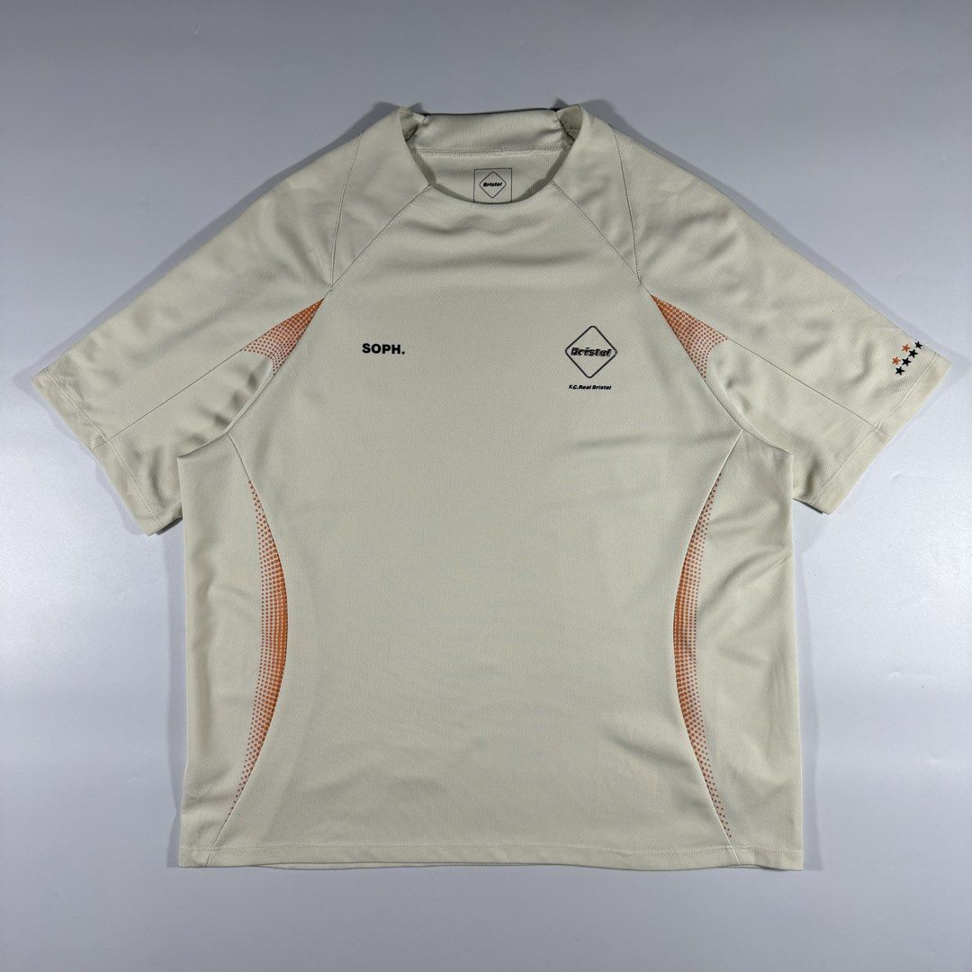 Sophnet FCRB Authentic Game Shirt (Category: Tshirts & Polo Shirts ) located in Calamba. Submitted by secondsite.ph (Listing ID 1466334770, Image 1). Description: Sophnet FCRB Authentic Game Shirt Size: Large Length: 28" Width: 23.5" Condition: 9/10 Excellent Flaw/s: Need wash (see last photo) ₱880 .