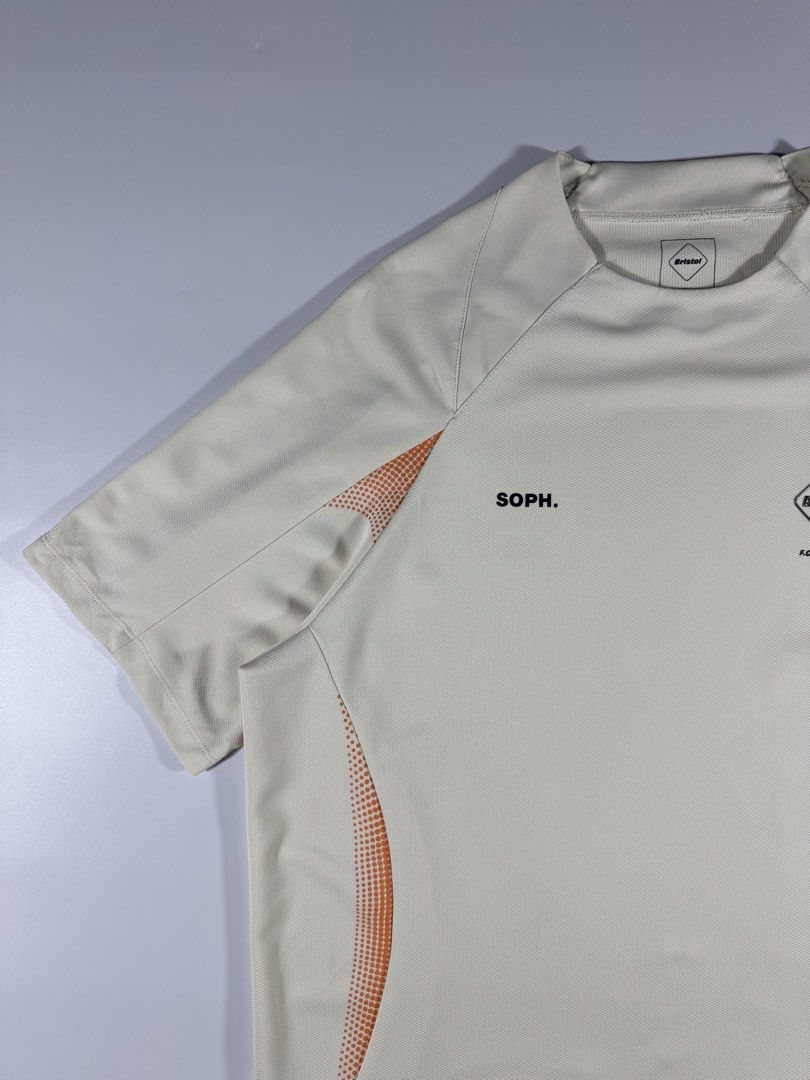 Sophnet FCRB Authentic Game Shirt (Category: Tshirts & Polo Shirts ) located in Calamba. Submitted by secondsite.ph (Listing ID 1466334770, Image 3). Description: Sophnet FCRB Authentic Game Shirt Size: Large Length: 28" Width: 23.5" Condition: 9/10 Excellent Flaw/s: Need wash (see last photo) ₱880 .