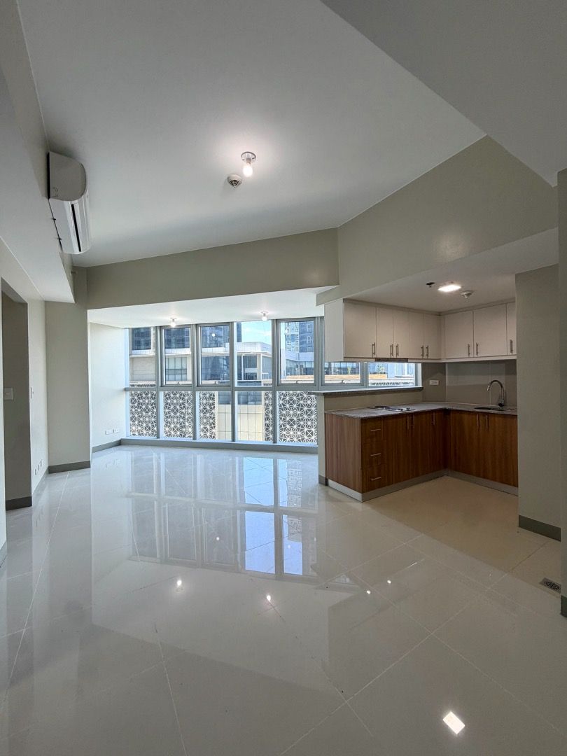 SPACIOUS 1BR IN BGC (Category: Apartments & Condos) located in Taguig. Submitted by dacanayglad29 (Listing ID 1466256234, Image 2). Description: 📣Your Own Space in BGC Without the Heavy Cash Out 💯 💫 Stop paying rent for someone else’s property 👀 Start investing in your own future with this beautiful 1BR Rent-to-Own condo in BGC ✨ ~ UPTOWN PARKSUITES TOWER 2 located in Uptown BGC ✅ 10% downpayment amounting to 2.3M to MOVE IN ✅ 10% monthly amo