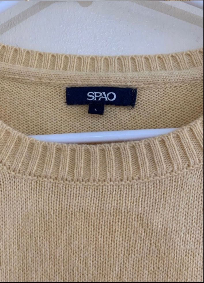SPAO Wool Sweater Womens (Category: Longsleeves) located in Valenzuela. Submitted by clickandshoppreloved (Listing ID 1466192803, Image 2). Description: SPAO Wool Sweater Womens Onhand, Original (Bought In HongKong Boutique) Large OnTag (24-26L x 15W) Color : Yellow (Excellent Condition, Good As New).