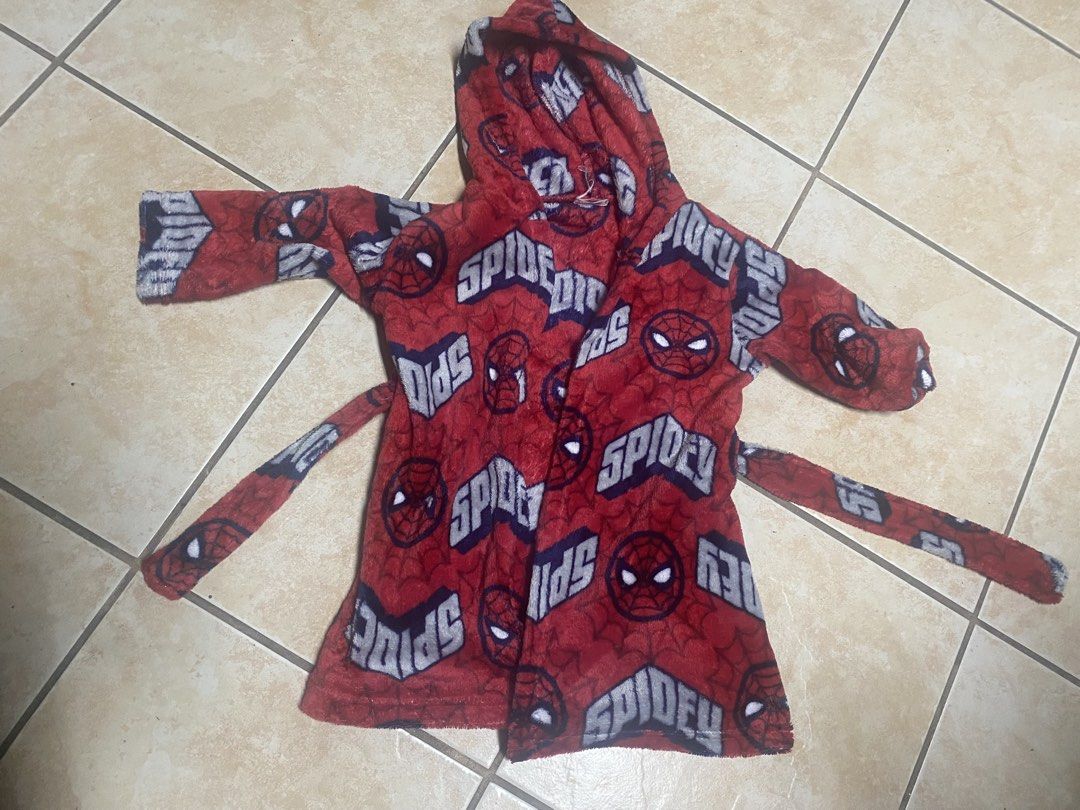 Spiderman Bathrobe (Category: Other Baby Bathing & Changing Needs) located in Rizal. Submitted by iamagainsttheflow (Listing ID 1466199321, Image 1). Description: For ages 1-3.
