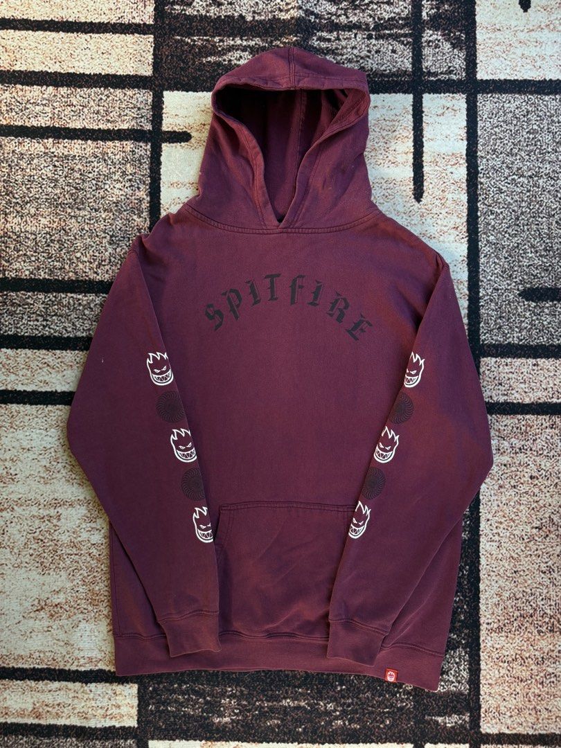 Spitfire Old E combo Hoodie (Category: Hoodies) located in Abulug. Submitted by jv1122 (Listing ID 1466211880, Image 1). Description: Spitfire Old E Combo Hoodie 21x26.5 dimes.