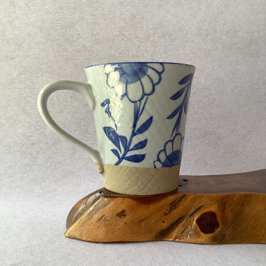 Stoneware Cup (Category: Coffee & Tea Tableware) located in Davao. Submitted by eclectic1925 (Listing ID 1466290325, Image 1). Description: Php175 Stoneware Cup Capacity: 230 ml Please REVIEW PHOTOS We use 100% repurposed packaging materials SF starts at Php70 via Flash Express First to pay.