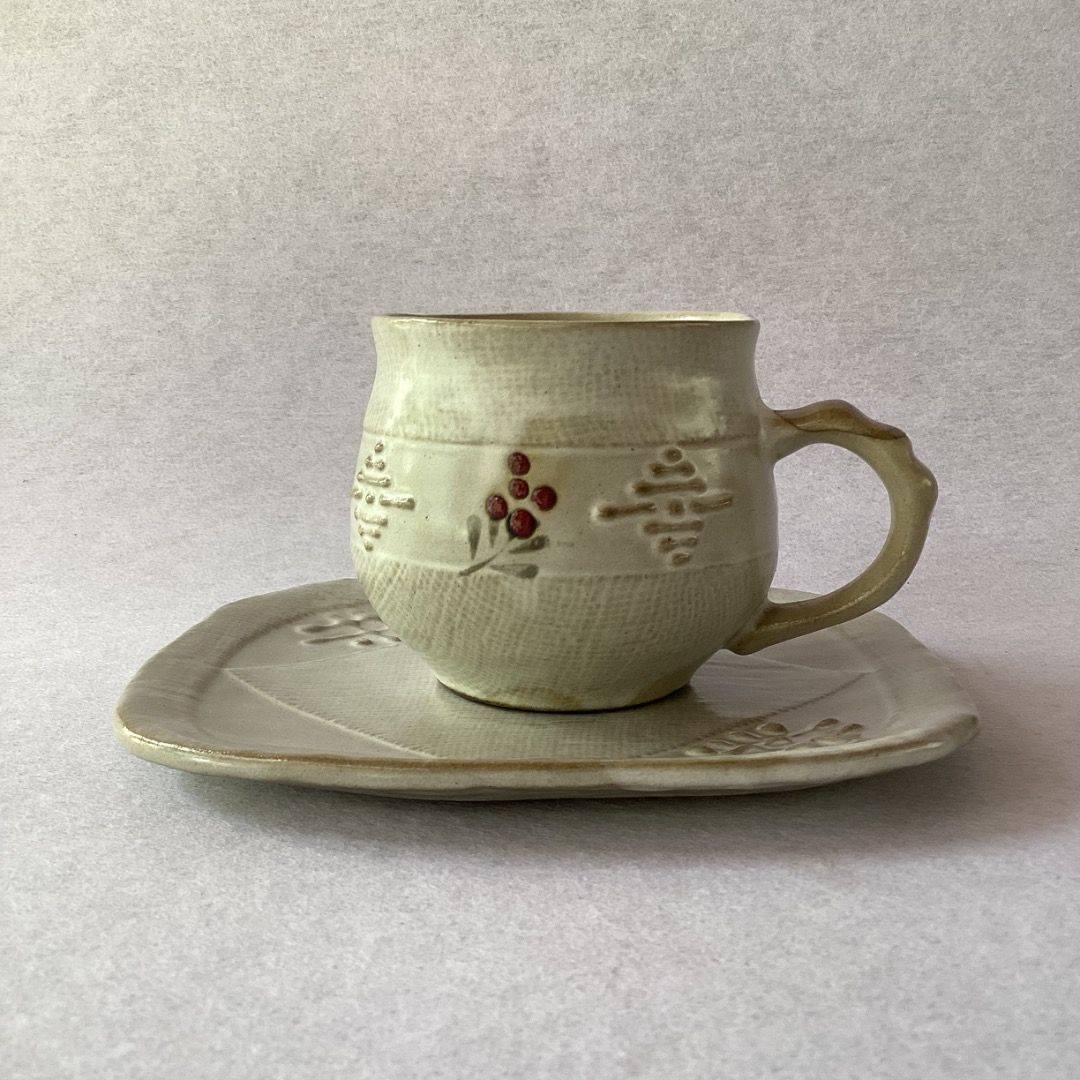 Stoneware Cup & Saucer (Category: Coffee & Tea Tableware) located in Davao. Submitted by eclectic1925 (Listing ID 1466289616, Image 1). Description: Php120 Stoneware Cup & Saucer Cup Capacity: 120 ml Please REVIEW PHOTOS We use 100% repurposed packaging materials SF starts at Php70 via Flash Express First to pay.