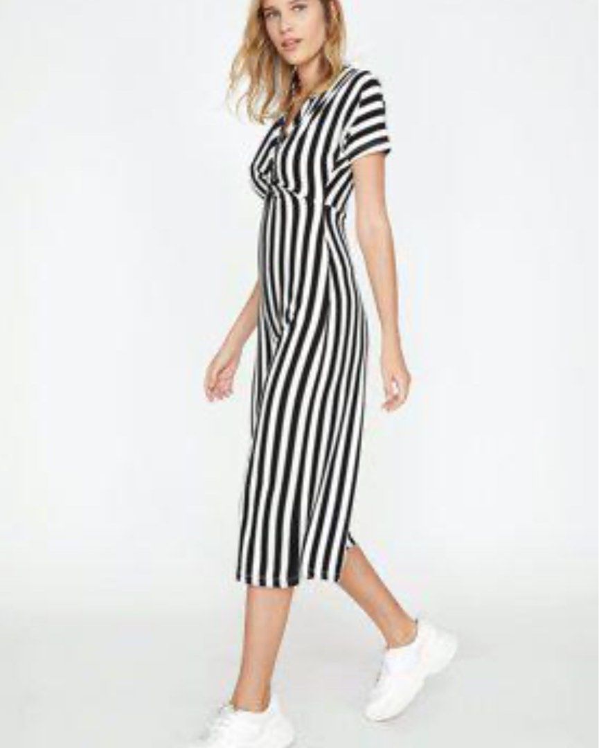 Stradivarius Pinstripes Jumpsuit (Category: Rompers) located in Taguig. Submitted by intransitforyou (Listing ID 1461305131, Image 3). Description: .