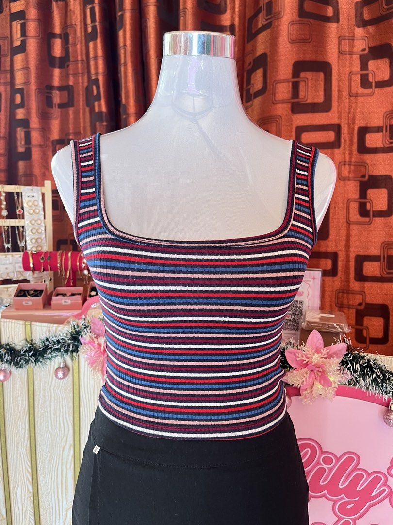 stripes knitted top (Category: Sleeveless) located in Manila. Submitted by myapparelshop (Listing ID 1466171825, Image 1). Description: .