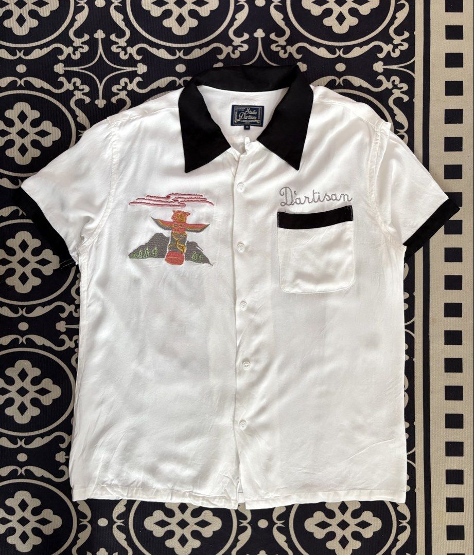 STUDIO D’ARTISAN Buttondown (Category: Formal Shirts) located in Baguio. Submitted by viibodegaaa (Listing ID 1466192299, Image 1). Description: Item: STUDIO D’ARTISAN Buttondown Size: 38 Width: 21’ Length: 26’ Condition: excellent - new Price: 2480 .