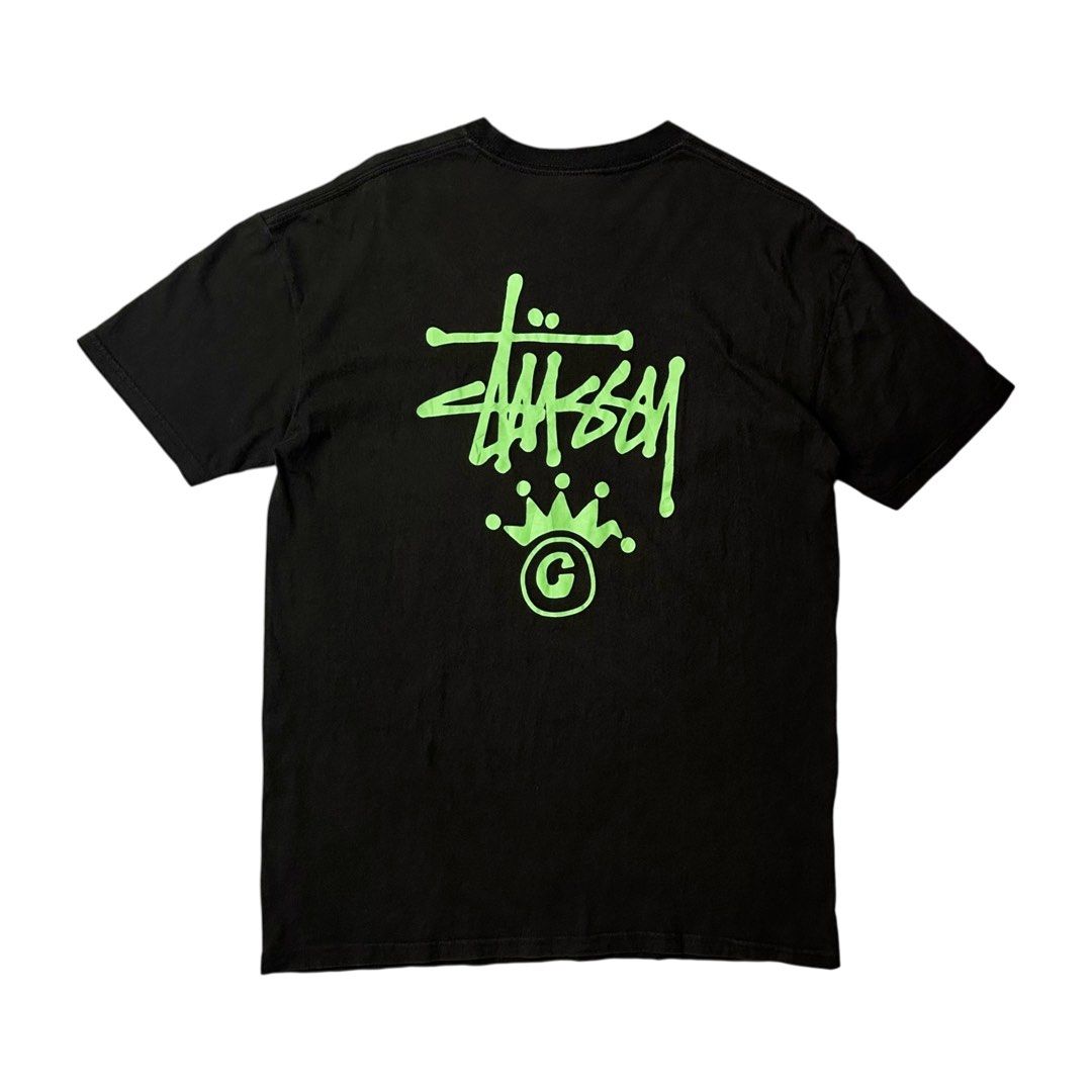 Stussy Broken Crown Logo black tee (Category: Activewear) located in Dagupan City. Submitted by unknownlootph (Listing ID 1466326127, Image 1). Description: Size: fits Medium to Large (21x30) Condition: 9/10 Color rate: 9/10 Issue: minimal hairline crackprints (Legit/Authentic).