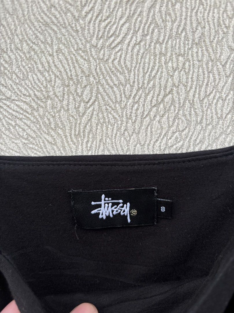 Stussy Crop Top (Category: Shirts) located in Baybay. Submitted by thrift.ed2023 (Listing ID 1466235501, Image 3). Description: Stussy Crop Top Size 8 on Tag Small to Medium 14x8 No Issue Good as New.