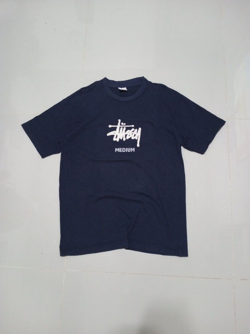 Stussy tee (Category: Activewear) located in Manila. Submitted by _t20hrift (Listing ID 1466332358, Image 2). Description: Stussy tee Size • Medium 19.5 | 28 Dimension.
