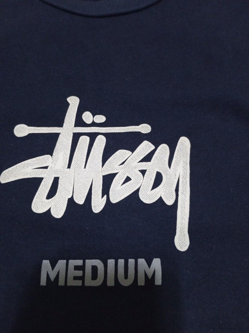 Stussy tee (Category: Activewear) located in Manila. Submitted by _t20hrift (Listing ID 1466332358, Image 3). Description: Stussy tee Size • Medium 19.5 | 28 Dimension.