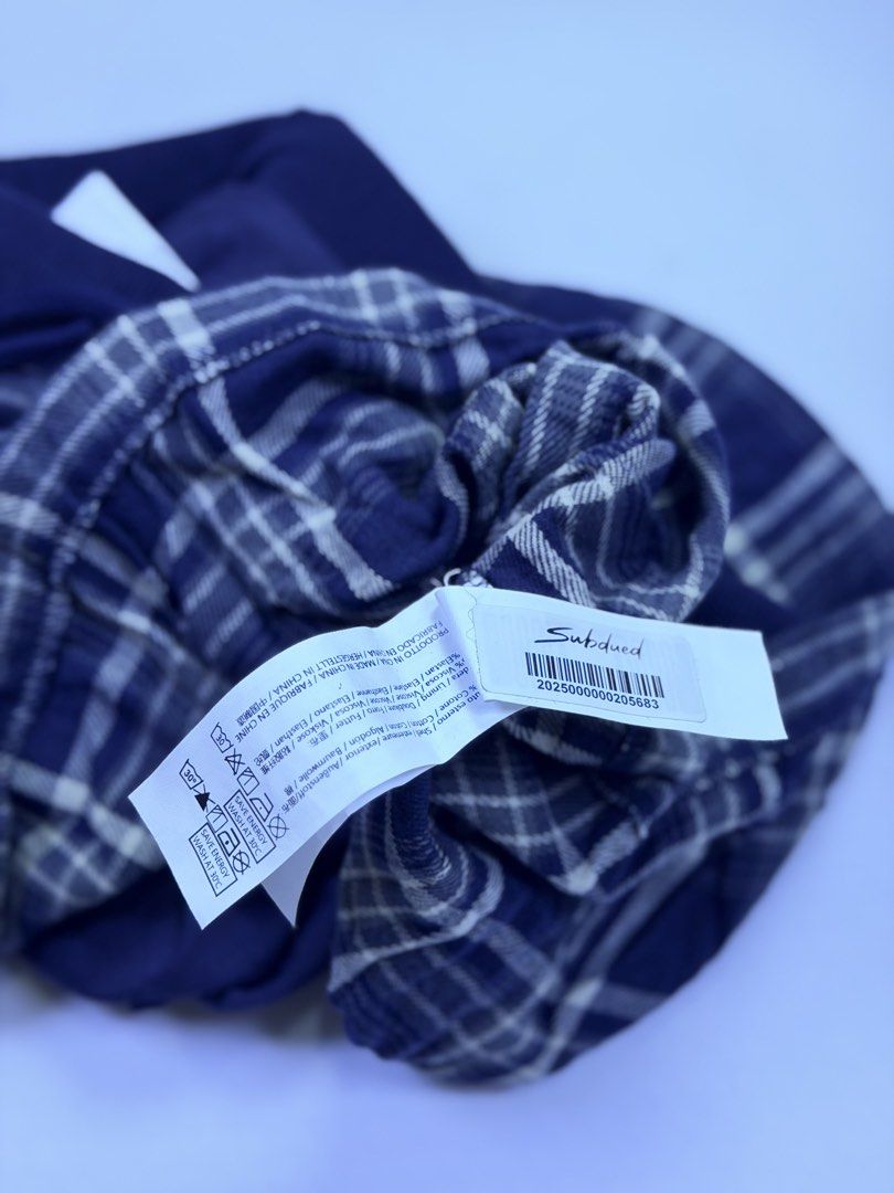 Subdued plaid skirt (Category: Skirts) located in Kapangan. Submitted by keythsgs74798 (Listing ID 1466277840, Image 3). Description: .
