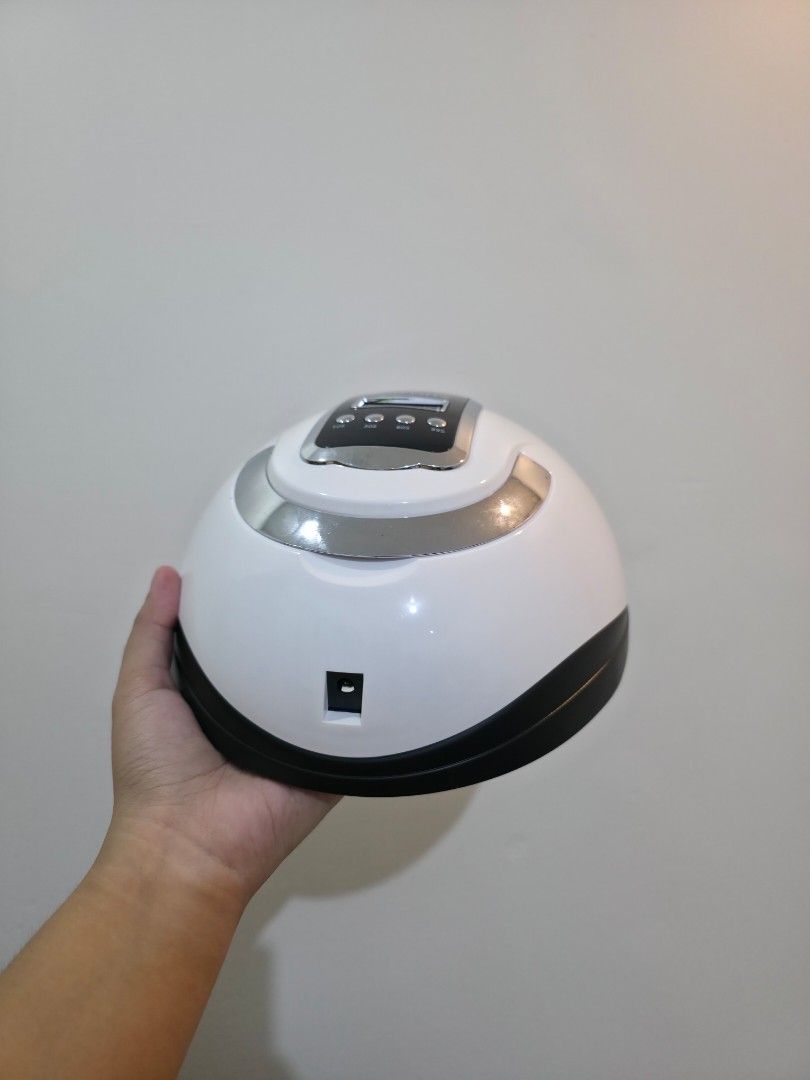 SUN X11 MAX 280W UV/LED Nail Lamp (Category: Hands & Nails) located in Cabanatuan. Submitted by club.sissy (Listing ID 1466182271, Image 3). Description: SUN X11 MAX 280W UV/LED Nail Lamp – ₱250 Condition: 9/10 – Good as New ✨ Used only twice! Selling because I no longer have time to do my nails. • 280W Nail Dryer • 45/66 LED lights • UV/LED lamp for gel polish • Timer function • Auto sensor • Works well • Clean and well-maintained 💰 Selling for