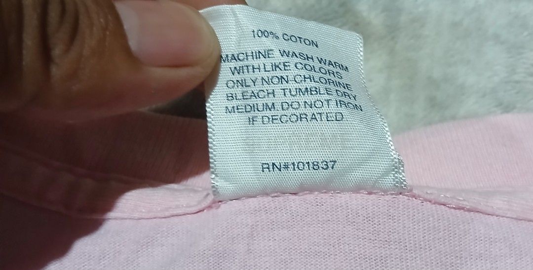 Supreme (Category: Tshirts & Polo Shirts ) located in Iriga City. Submitted by newbear-a710 (Listing ID 1466278526, Image 3). Description: Excellent Condition Color Rate 9.5/10 Off/Legit of this item Need wash.