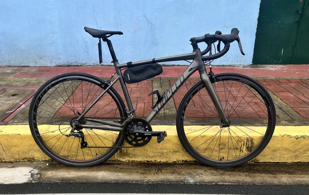 SWAP FIXIE/FOR SALE (Category: Bicycles) located in Makati City. Submitted by corkerino (Listing ID 1466327739, Image 1). Description: LF SWAP FIXIE/FOR SALE Sunpeed Triton Size 50 Specialized Saddle Copy Claris RD DM for detailed pics 7,000 Makati area.