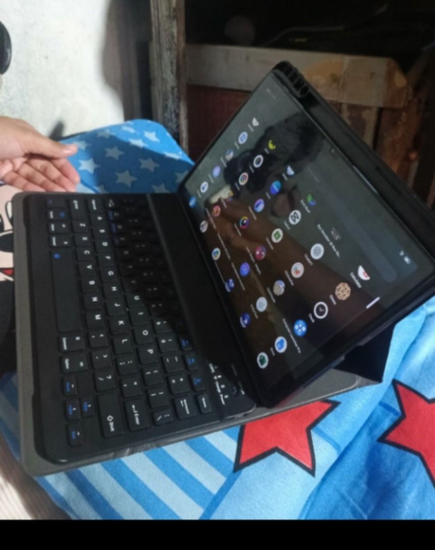TABLET WITH KEYBOARD PC MODE (Category: Android) located in Caloocan City. Submitted by bolddolphin_77b004 (Listing ID 1466312144, Image 1). Description: - 9k sa TABLET WITH KEYBOARD 7k sa ANDROID PHONE NO ISSUE! WIITH BOX BLACK VIEW TAB PRO AT TECHNO SPARK 20 PRO SAME SPEC TABLET WITH KEYBOARD WITH PC MODE Pwede laptop/PC MODE and tablet mode 8gb ram +5gb RAM expandable 256 GB STORAGE TYPE C CHARGER NO ISSUE! MAKINIS QC AREA .