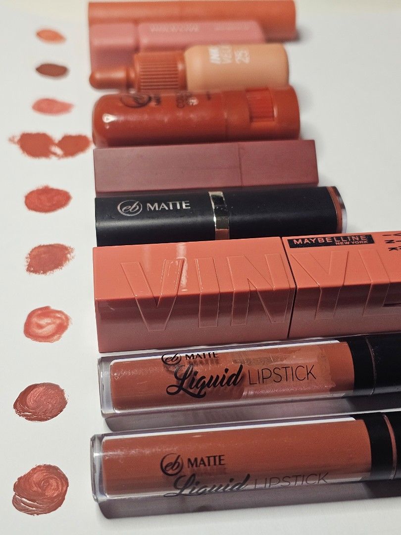 Take All Bundle Set (Brick/Peach Lip Products) (Category: Makeup) located in Cainta. Submitted by thirtythrifteen (Listing ID 1466331332, Image 1). Description: • All items are disinfected • Value for money • Located in San Isidro, Cainta • MOP via GCash or COD • Delivery via Grab/Angkas/JoyRide • SF shouldered by buyer • Also available for pickup • Individual price is 100 PHP each • Take all price is 450 PHP Inclusions • Sunnies Face Lip Dip Lip