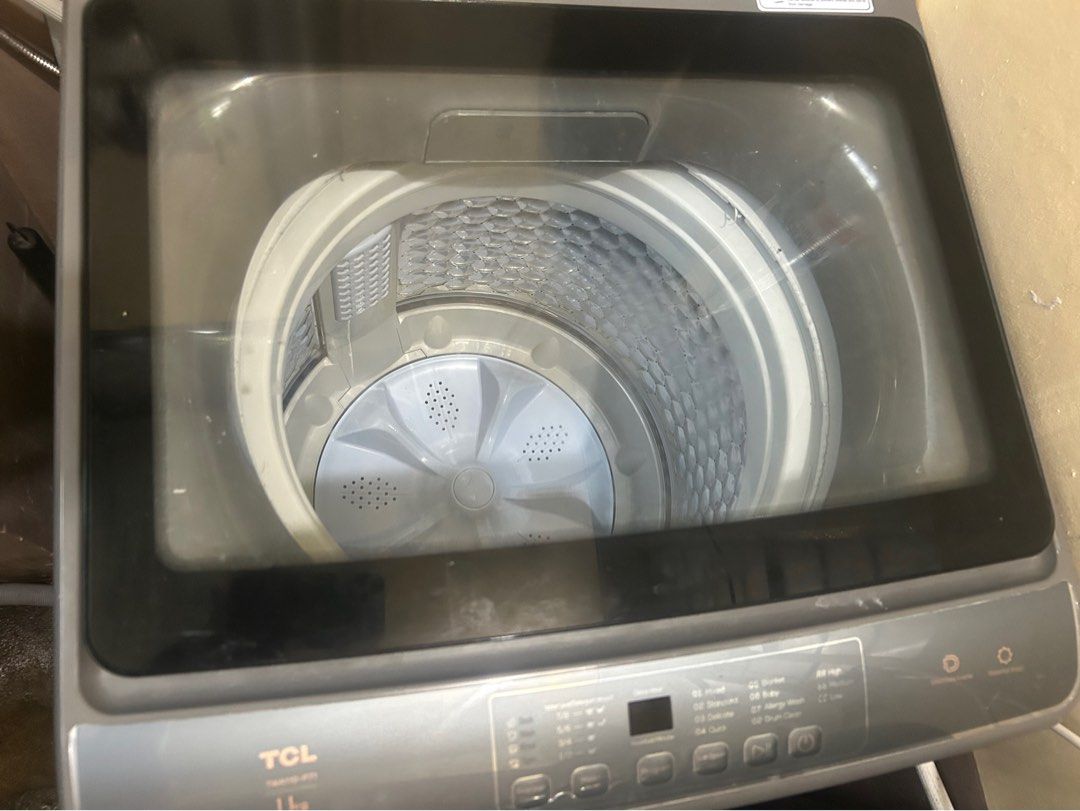 TCL INVERTER Top Load washing machine (Category: Washing Machines and Dryers) located in Quezon City. Submitted by declutter.er04 (Listing ID 1466313369, Image 3). Description: Need to dispose in order upgrade to a bigger unit. .