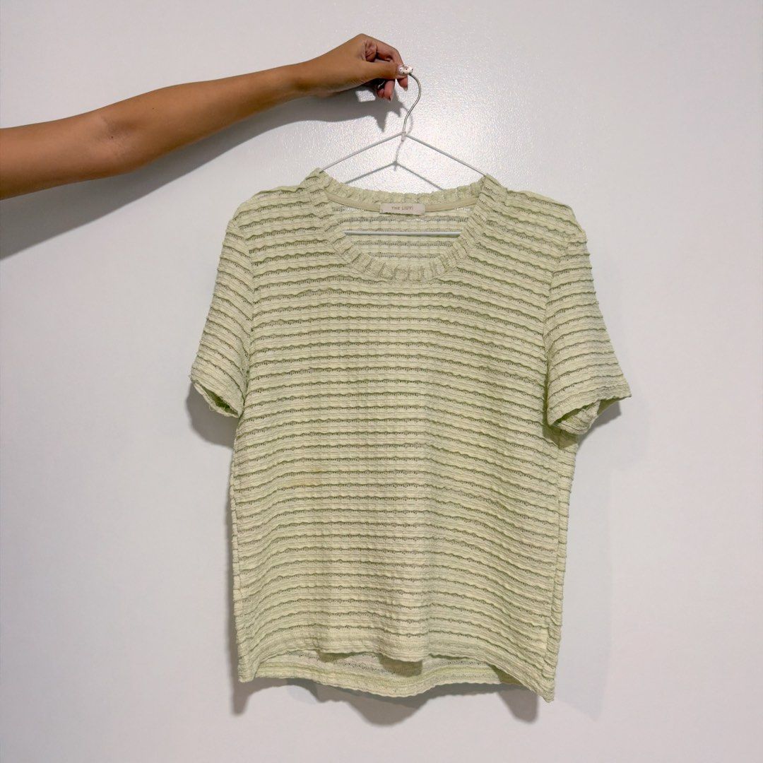 tea green top (Category: Blouses) located in Cebu City. Submitted by cuteoncue (Listing ID 1466331543, Image 2). Description: med-large (m on tag) please see last photo for a minor discoloration. it’s barely noticeable but worth noting..